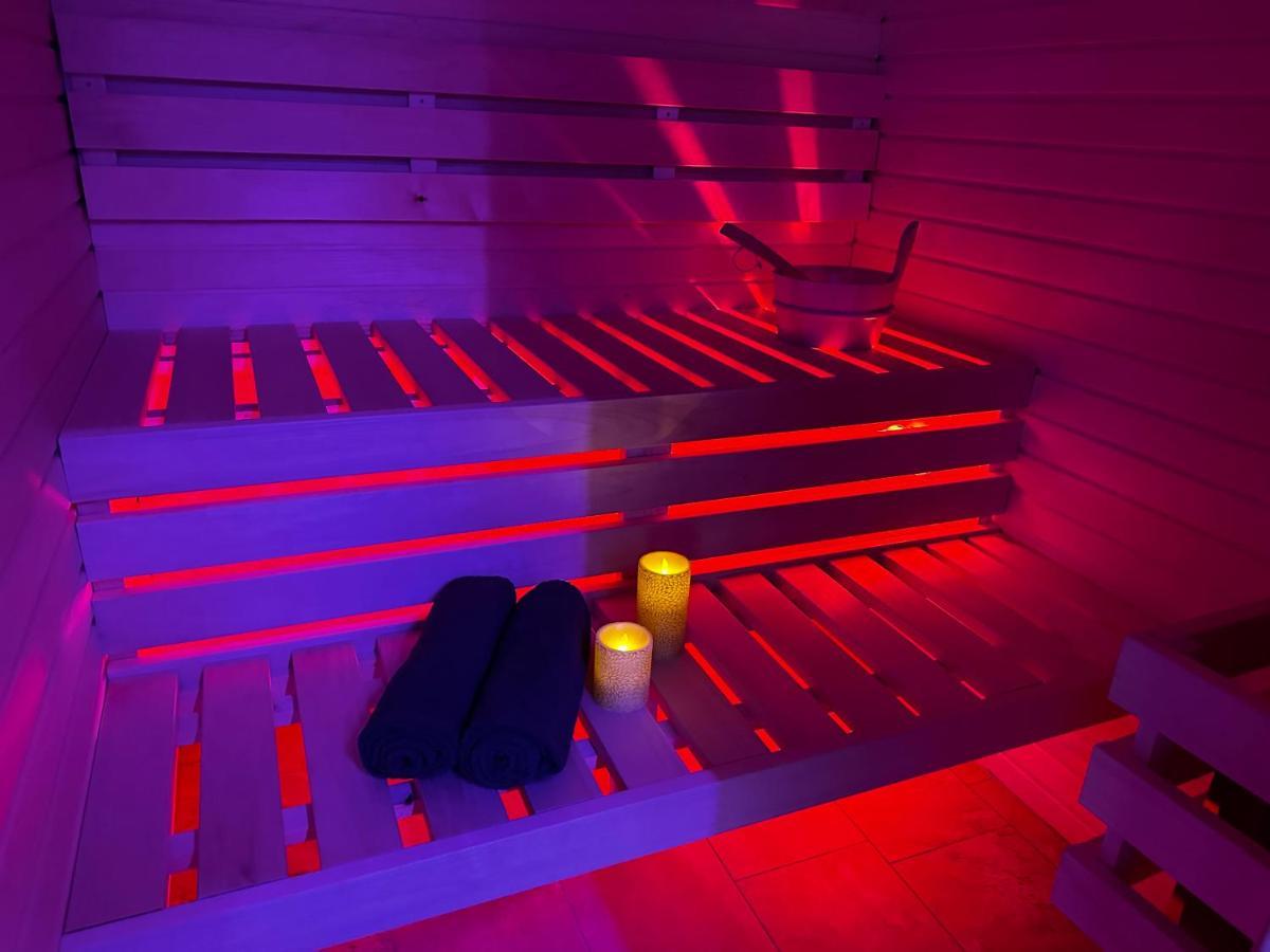 Oxxotel & Spa Valognes Eksteriør billede